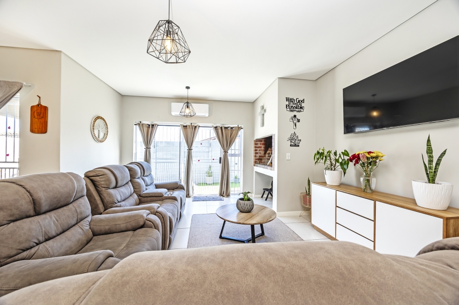3 Bedroom Property for Sale in Jagtershof Western Cape